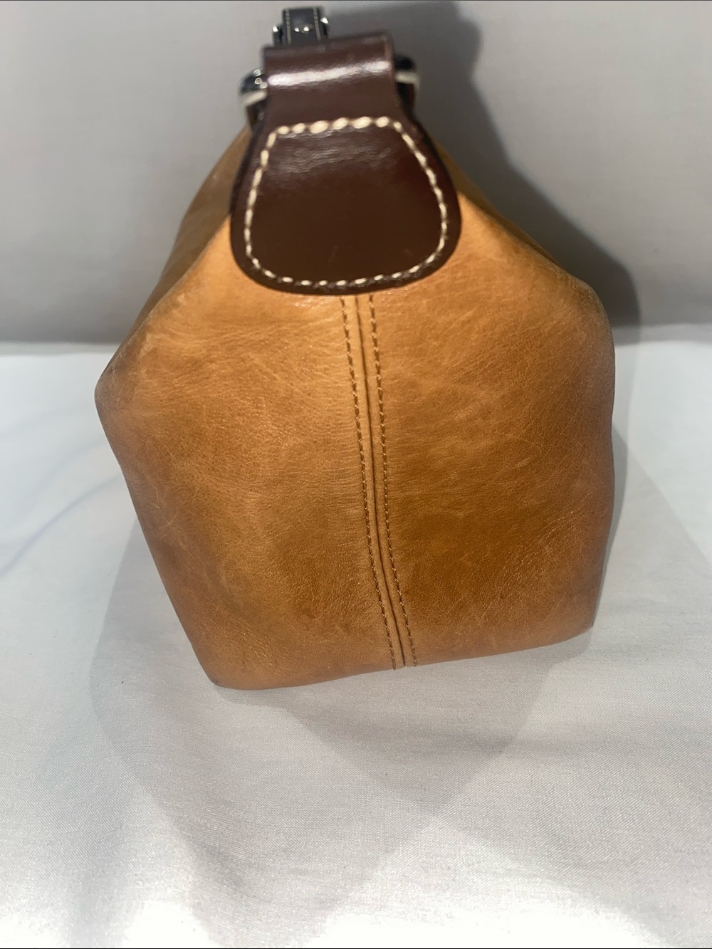 Coach Tan Leather Hobo with Dark Brown Strap - Picture 4 of 10